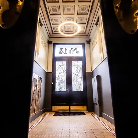 Apartmán Centrally Located Overlooking Vermanes Park *